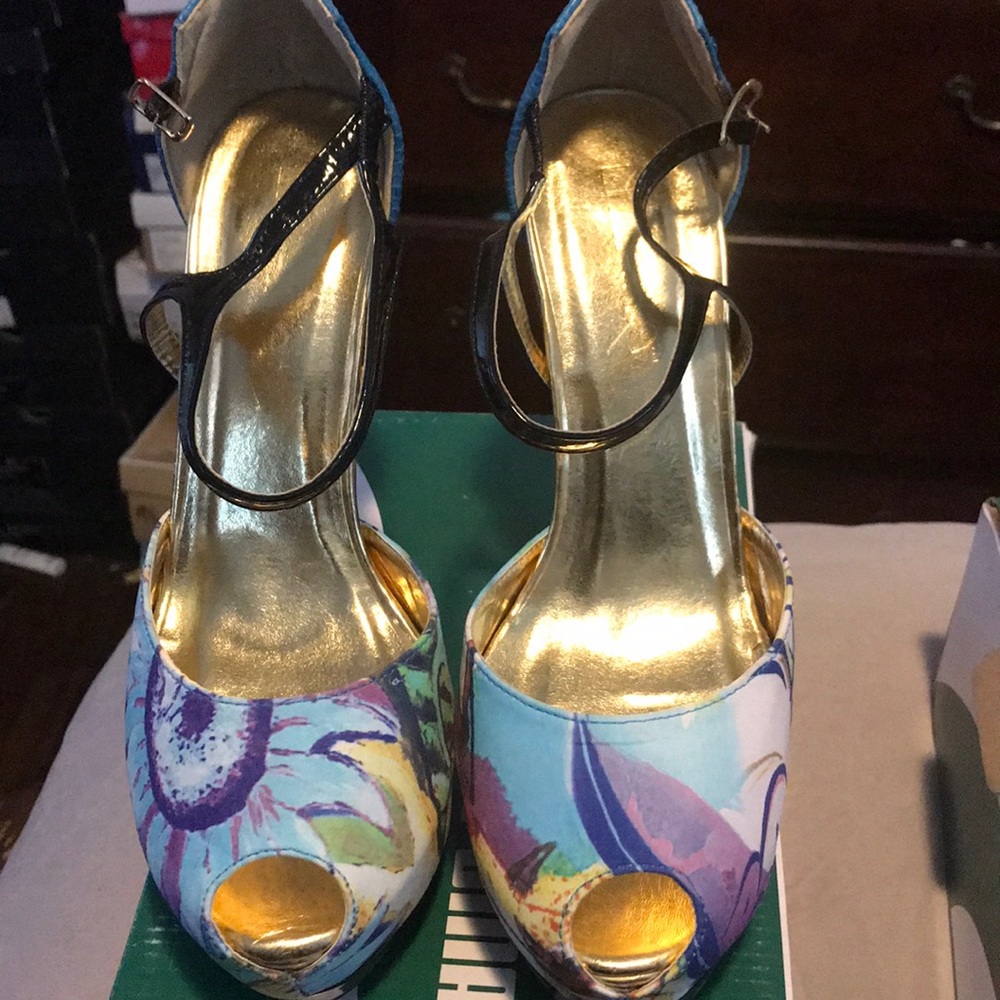 Liliana platform heels